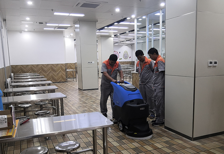 烟台学校餐厅-R50B手推式洗地机