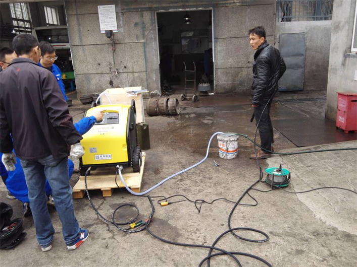 LAVOR 2015LP热水蒸汽高压清洗机(图4)