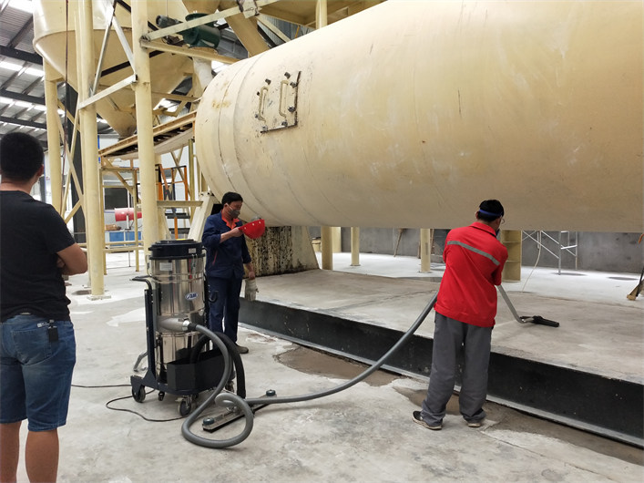 ALDF100工业吸尘器(图1)