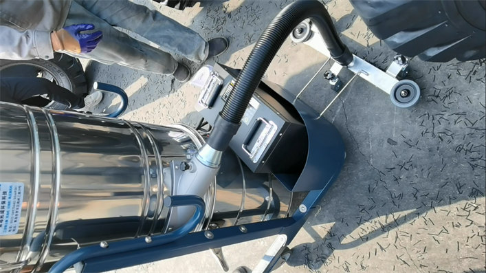AL1580P锂电电瓶式吸尘器(图2)