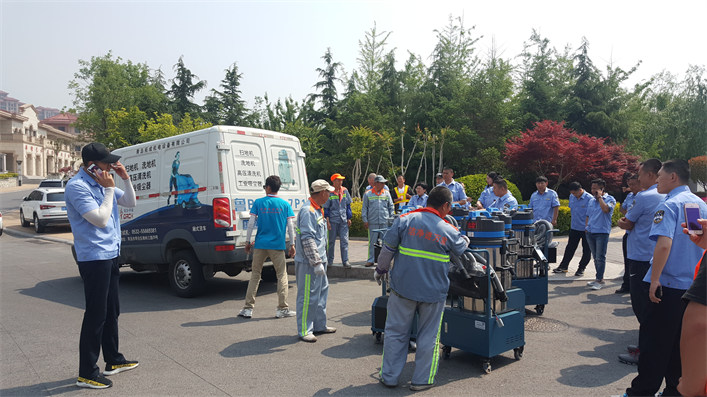 DL3060D电瓶式吸尘设备(图10)