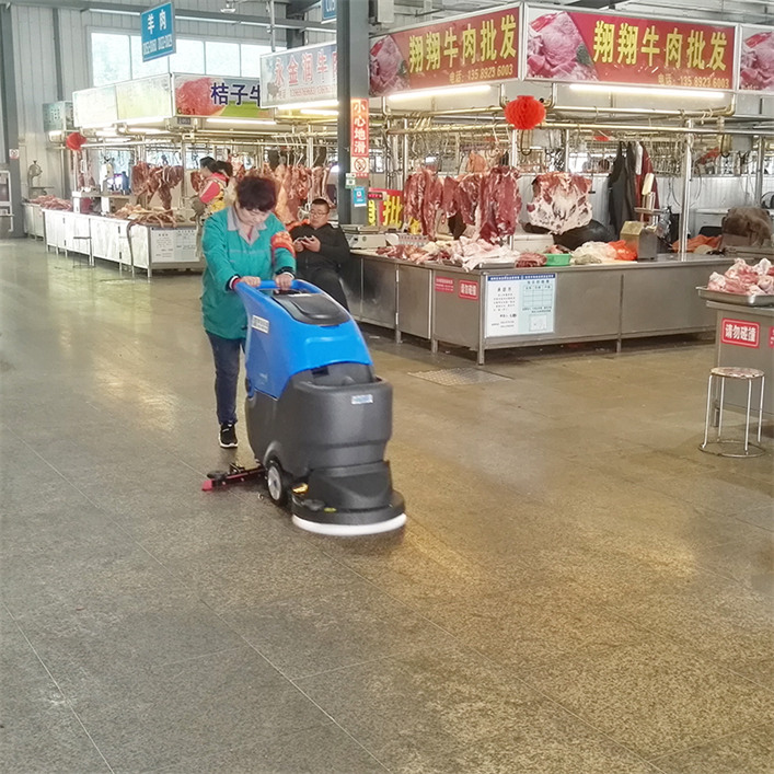 R50拖线式220V洗地机(图3)
