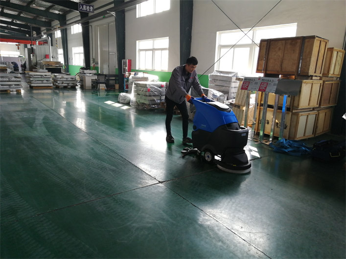 R56BT自走式洗地机(图6)