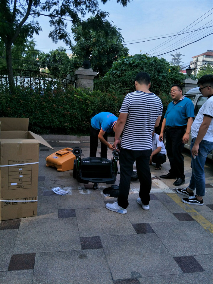 AL920天窗款无动力扫地机(图6)
